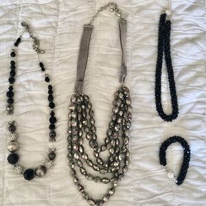 Set of three black and grey necklaces + Bracelet